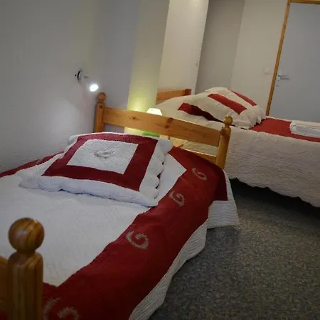 Chalet Vacances La Vigogne Hotel